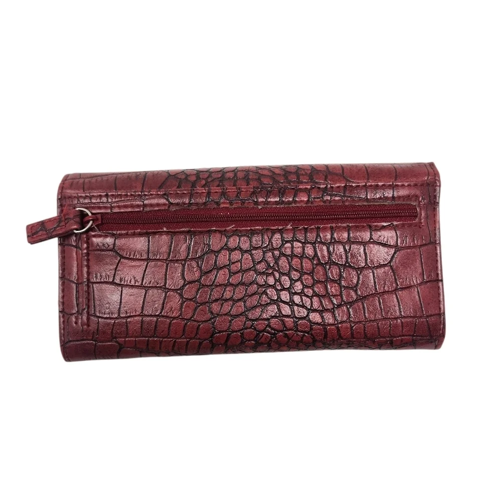 Unbranded Women's Red Alligator/Crocodile Design Faux Leather Wallet (One Size)